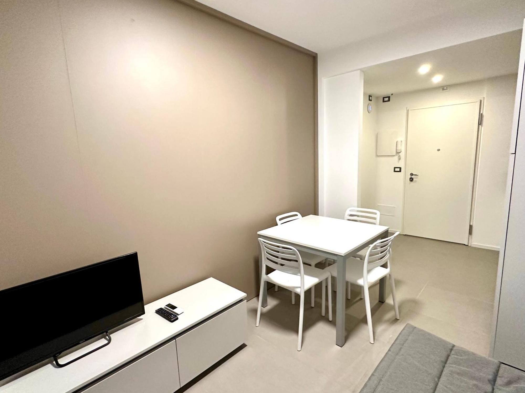 Nuovo Condominio Con Piscina E Garage Bibione Exterior photo